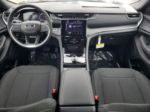 New 2026 Jeep Grand Cherokee Laredo X image 18