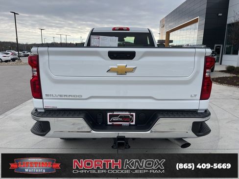 Used 2024 Chevrolet Silverado 2500 LT w/ Convenience Package image 13