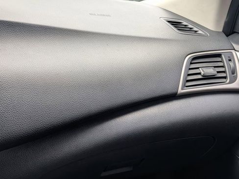 Used 2019 Nissan Sentra S FWD image 14
