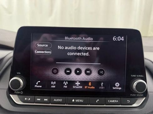 Used 2023 Nissan Rogue SL AWD/4WD image 28