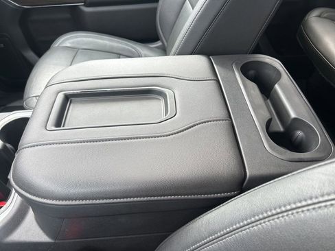 Used 2019 Chevrolet Silverado 1500 LT Trail Boss AWD/4WD image 39