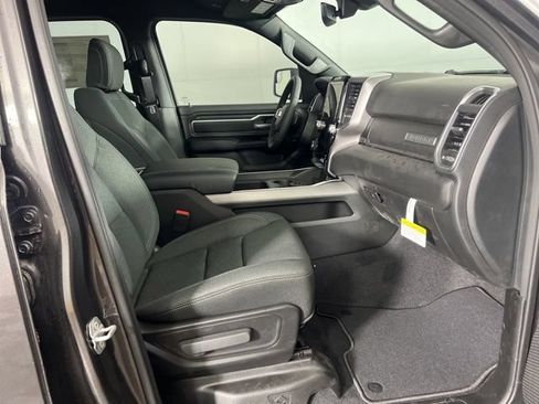 New 2026 RAM 1500 Big Horn AWD/4WD image 12