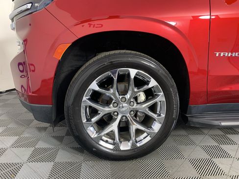 Used 2021 Chevrolet Tahoe Premier w/ Premium Package AWD/4WD image 11