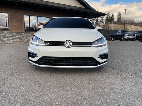 Used 2019 Volkswagen Golf R 4-Door image 11