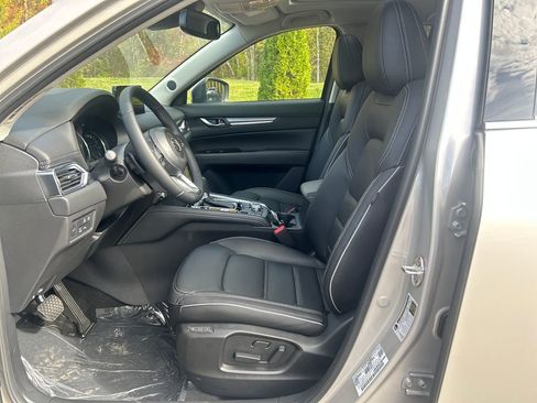 New 2025 MAZDA CX-5 AWD 2.5 S w/ Premium Plus Pkg image 17