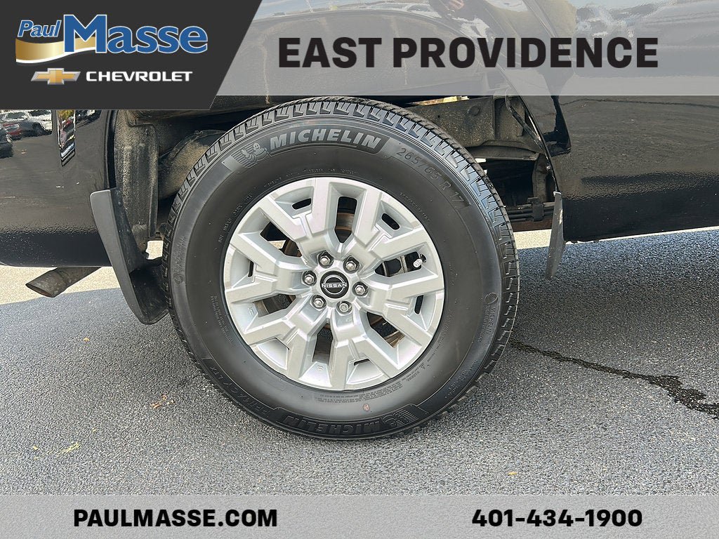 Used 2024 Nissan Frontier SV AWD/4WD image 7