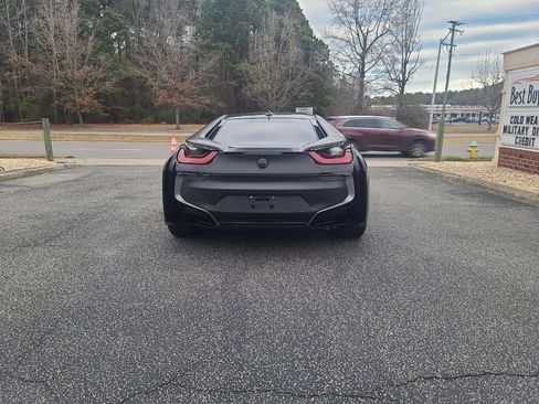 Used 2015 BMW i8 image 6