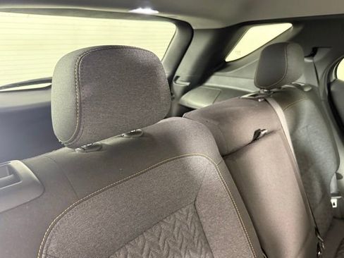 Used 2024 Chevrolet Equinox LT FWD image 29