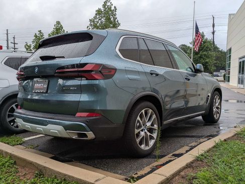 Used 2024 BMW X5 xDrive50e w/ Premium Package AWD/4WD image 5