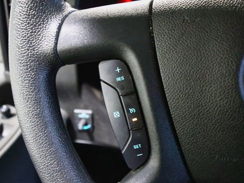 Certified 2024 GMC Savana 2500 Work Van w/ Driver Convenience Package image 14