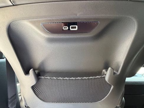 New 2026 Chrysler Pacifica Select w/ S Appearance Package FWD image 31
