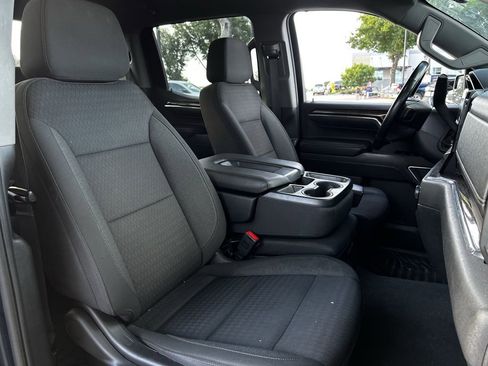 Used 2023 Chevrolet Silverado 1500 LT AWD/4WD image 27