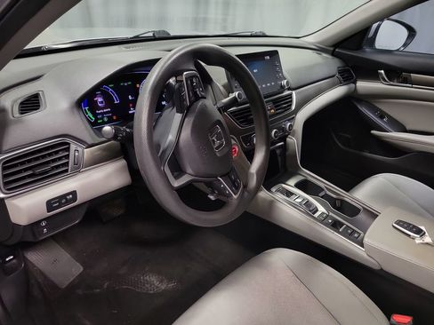 Used 2019 Honda Accord Hybrid image 16