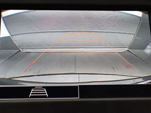 Used 2022 Chevrolet Equinox LT FWD image 32