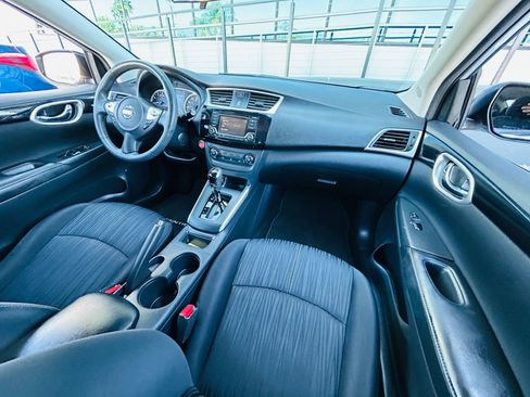 Used 2016 Nissan Sentra SV image 34