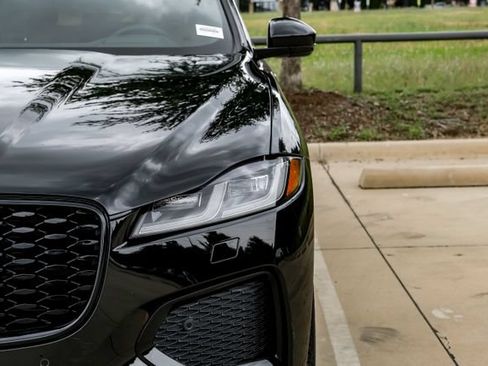 Used 2026 Jaguar F-PACE R-Dynamic S AWD/4WD image 59