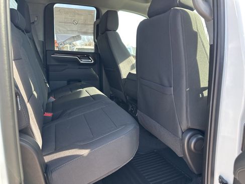 New 2025 GMC Sierra 2500 SLE w/ SLE Value Package; image 19
