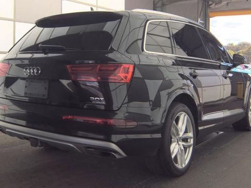 Used 2018 Audi Q7 3.0T Prestige AWD/4WD image 3