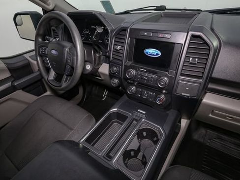 Used 2017 Ford F150 XL w/ Equipment Group 101A Mid AWD/4WD image 18