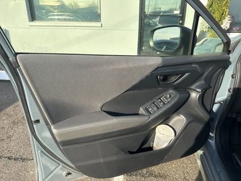 Used 2024 Subaru Crosstrek 2.0i Premium image 10