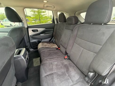 Used 2016 Nissan Murano SV w/ Cargo Package AWD/4WD image 6