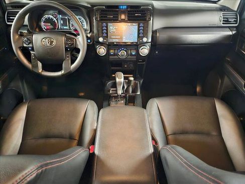 Used 2021 Toyota 4Runner TRD Off-Road Premium AWD/4WD image 18
