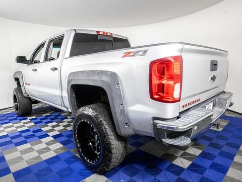 Used 2017 Chevrolet Silverado 1500 LTZ Z71 w/ Redline Edition AWD/4WD image 6