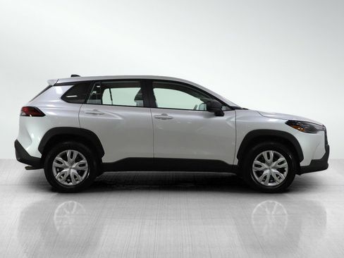 Used 2026 Toyota Corolla Cross L image 6