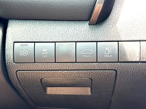 Used 2024 Toyota Camry SE w/ Convenience Package FWD image 34
