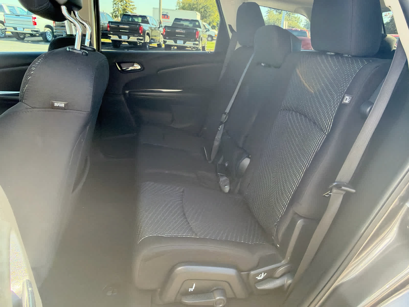 Used 2015 Dodge Journey SXT w/ Flexible Seating Group FWD image 23