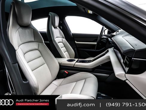 Used 2023 Porsche Taycan 4S w/ Premium Package image 7