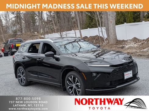 New 2026 Toyota Crown Signia XLE image 1