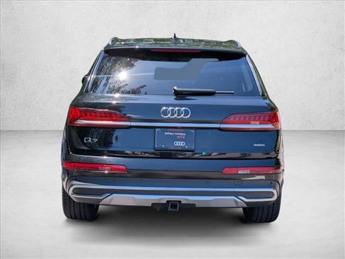 Used 2023 Audi Q7 3.0T Premium Plus w/ Premium Plus Package AWD/4WD image 7
