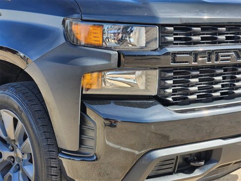 Used 2022 Chevrolet Silverado 1500 Custom image 7