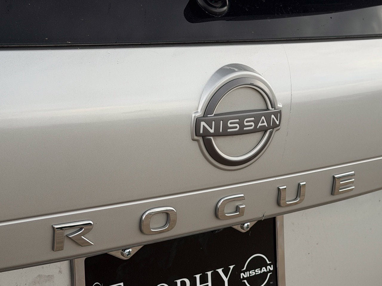 Certified 2023 Nissan Rogue SV FWD image 8