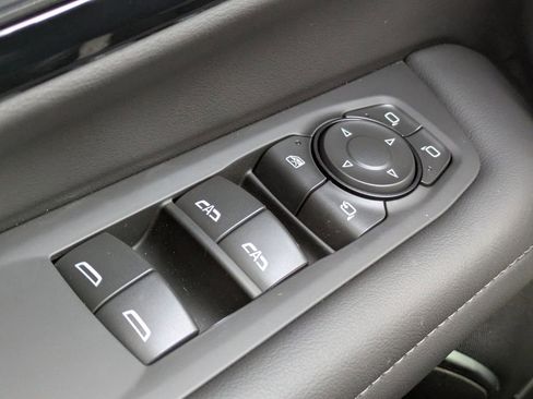 New 2026 Chevrolet Suburban LT w/ Comfort Package image 25