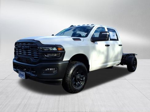 New 2026 RAM 3500 Tradesman image 8