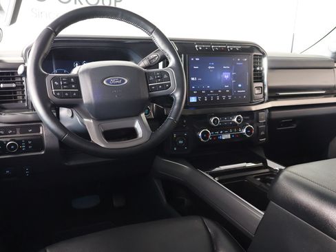 Used 2024 Ford F250 Lariat w/ Lariat Ultimate Package AWD/4WD image 2
