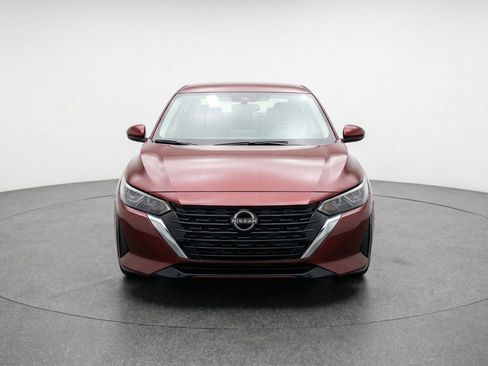 Used 2025 Nissan Sentra SV image 2