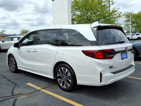 Certified 2026 Honda Odyssey Elite image 9