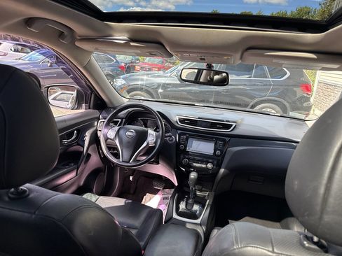Used 2015 Nissan Rogue SL w/ SL Premium Package image 12