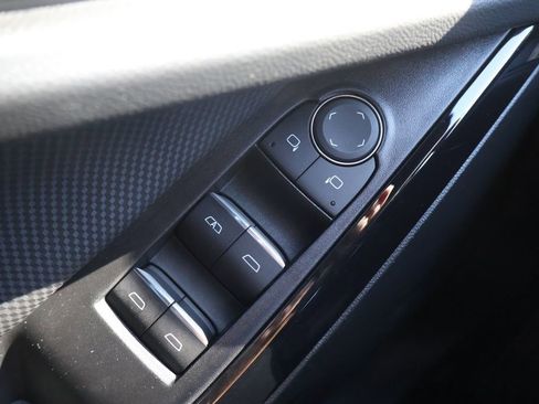 Certified 2025 Chevrolet Equinox RS w/ Convenience Package III image 37