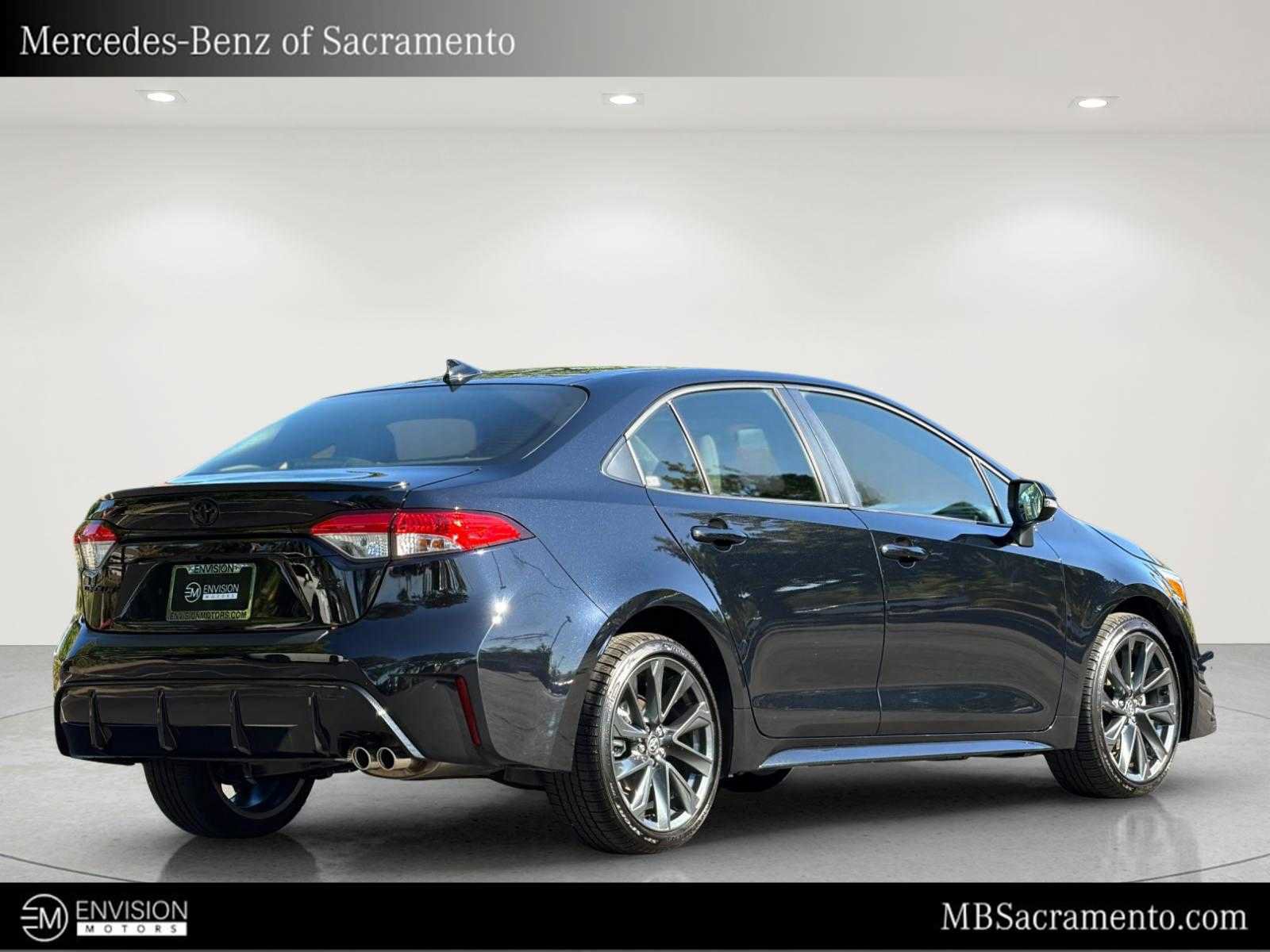 Used 2026 Toyota Corolla SE FWD image 5