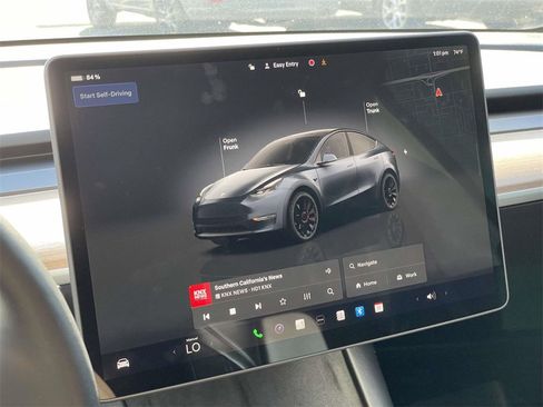 Used 2024 Tesla Model Y Performance image 12