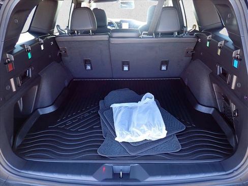Certified 2026 Subaru Outback Premium AWD/4WD image 8