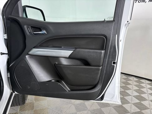 Used 2021 Chevrolet Colorado LT w/ Fleet Safety Package RWD image 24