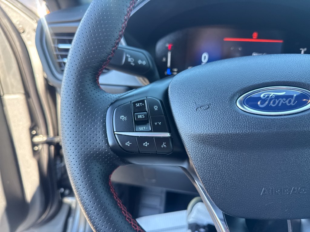 Used 2024 Ford Escape ST-Line w/ Tech Pack #1 AWD/4WD image 42