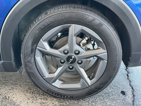 Used 2025 Kia K4 LXS image 29