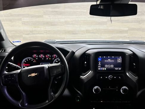Used 2024 Chevrolet Silverado 2500 Custom w/ Custom Value Package AWD/4WD image 2