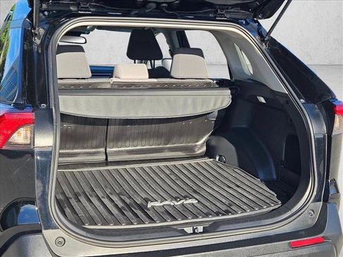 Used 2025 Toyota RAV4 XLE image 7